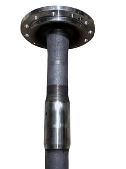 Полуось МКД заднего моста правая короткая 20 шлицов один шлиц (усиленная) КАМАЗ