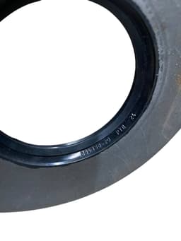 Сальник КАМАЗ-4310 полуоси 60х135х10. РВЛ